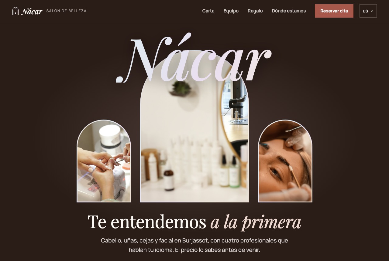 Portada de la web del salón: el nombre en grande y una foto del salón dentro de un arco